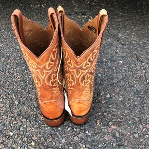 Lucchesse 2000 size 6 new ladies boots